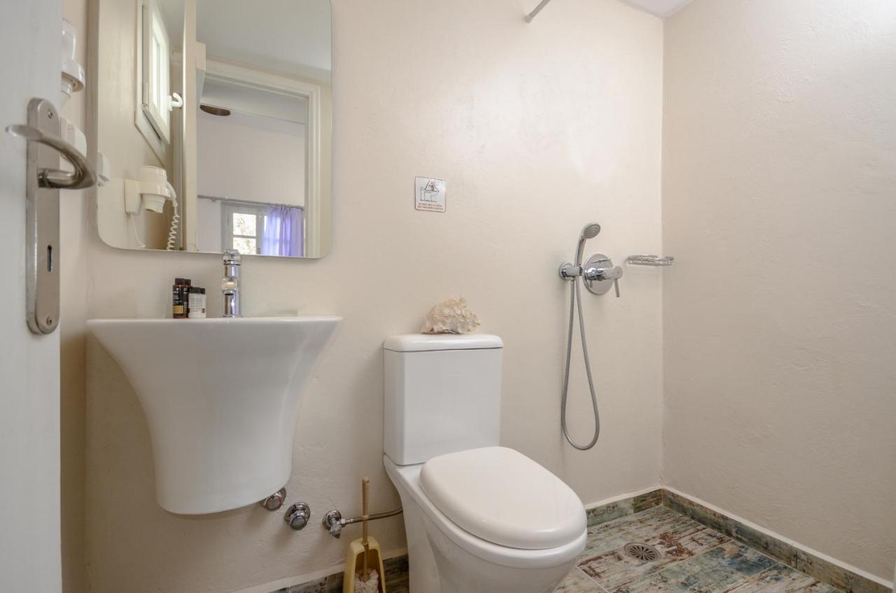 Depis Apartments & Suites Naxos City Экстерьер фото