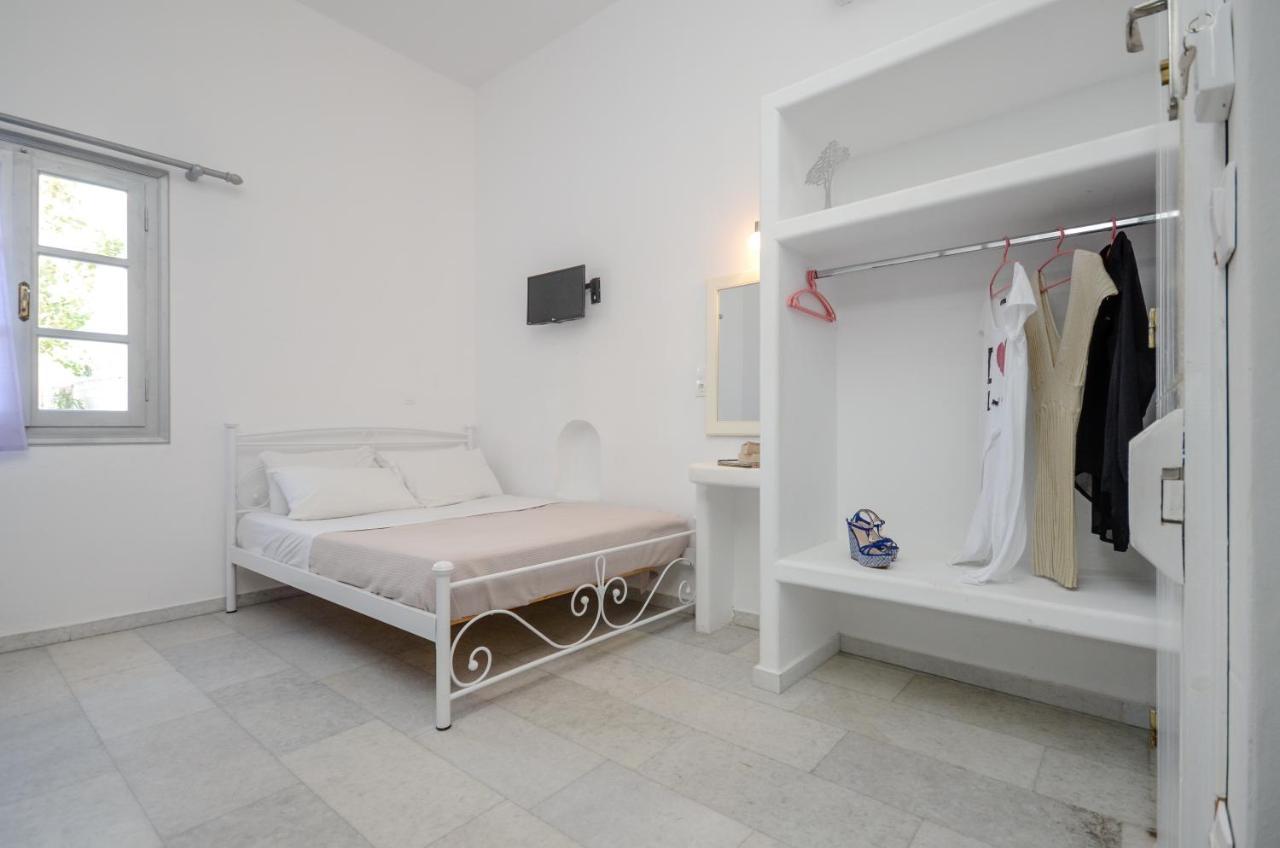 Depis Apartments & Suites Naxos City Экстерьер фото