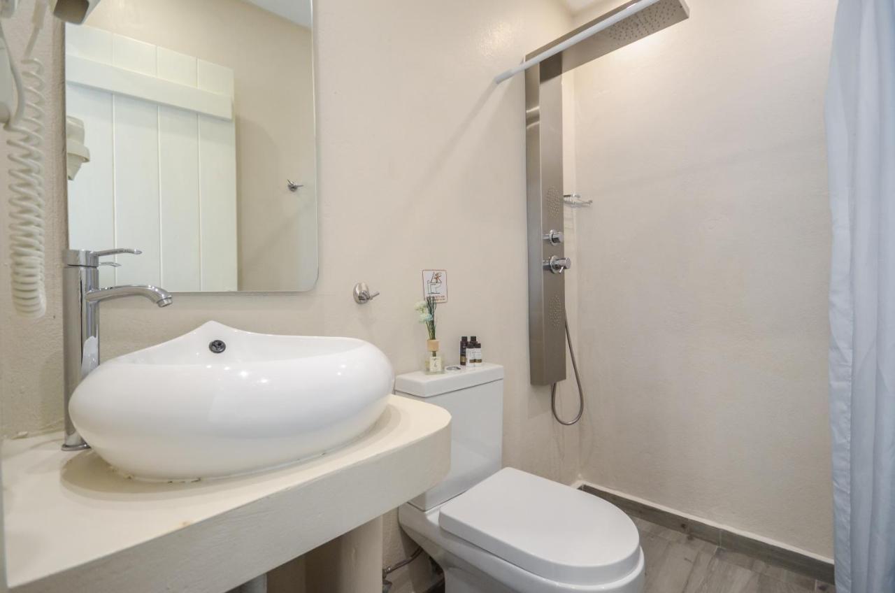 Depis Apartments & Suites Naxos City Экстерьер фото