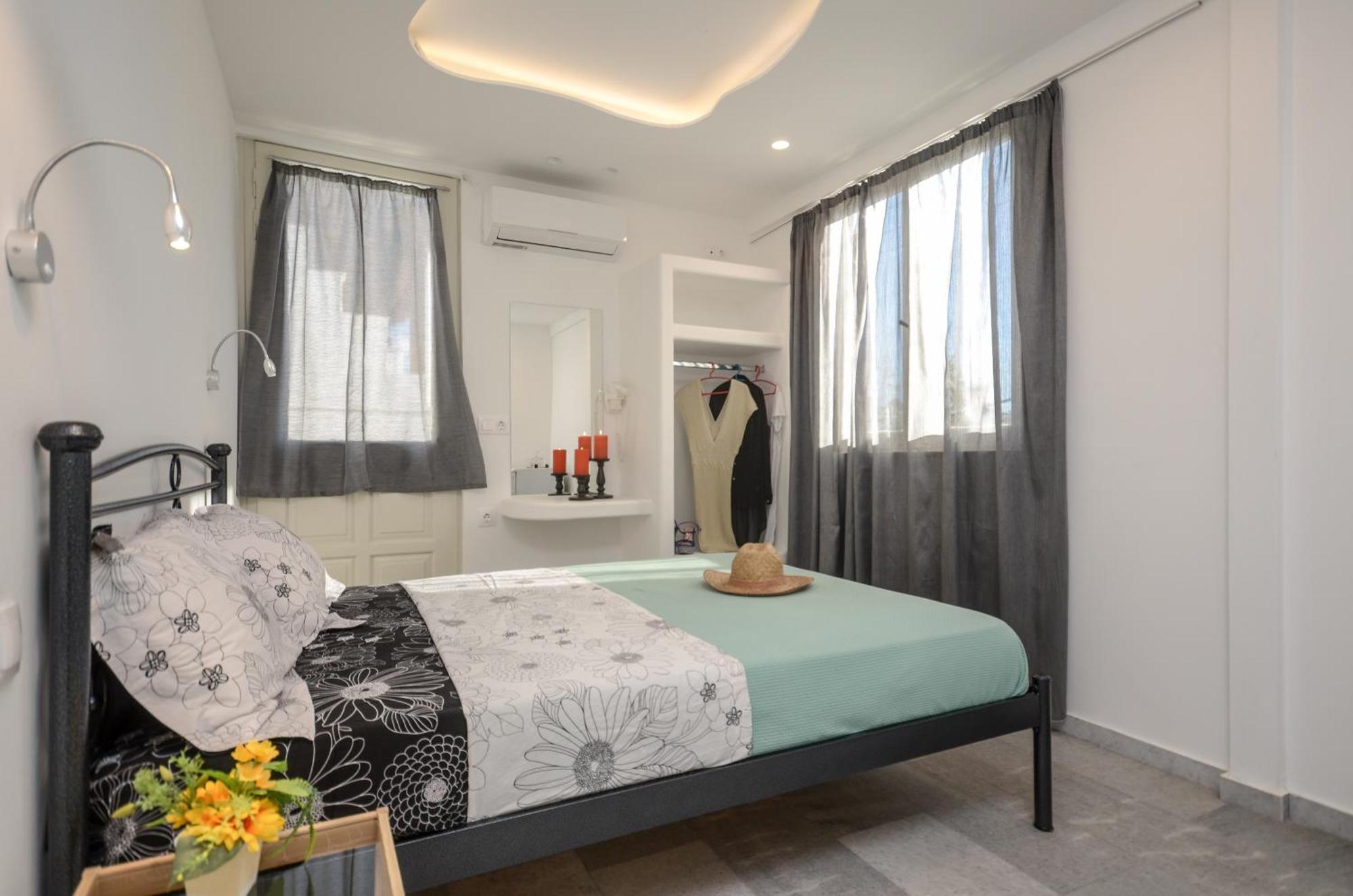 Depis Apartments & Suites Naxos City Экстерьер фото
